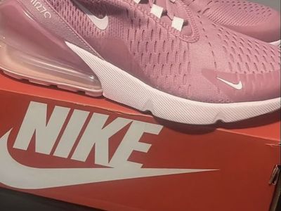 Nike Air Max 270 Size 6Y with Original Box