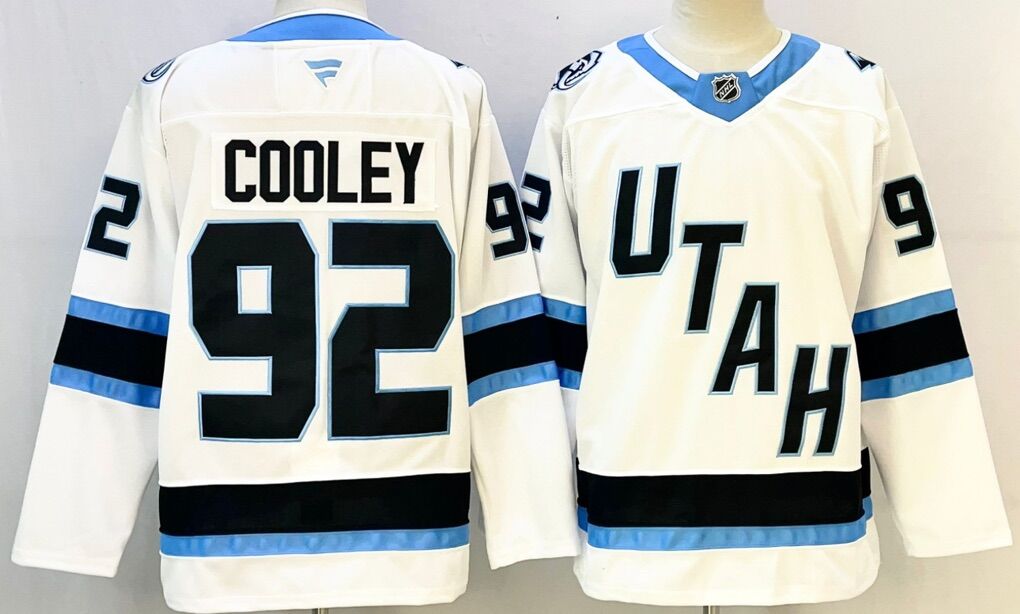 Logan Cooley Jersey