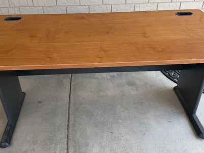 60"x27" Commercial Office Desk / Work Table – Sturdy Metal Frame