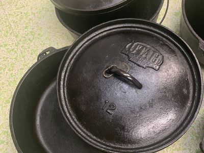 Lodge 12” 6 quart Dutch ovens