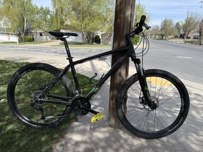 Giant Talon Mountain Bike