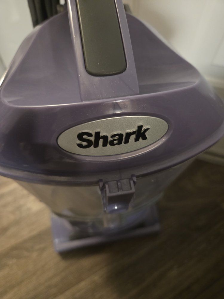 Shark Navigator Lift-Away NV351 26 Upright Bagless Vacuum Cleaner, Purple, Swivel Steering