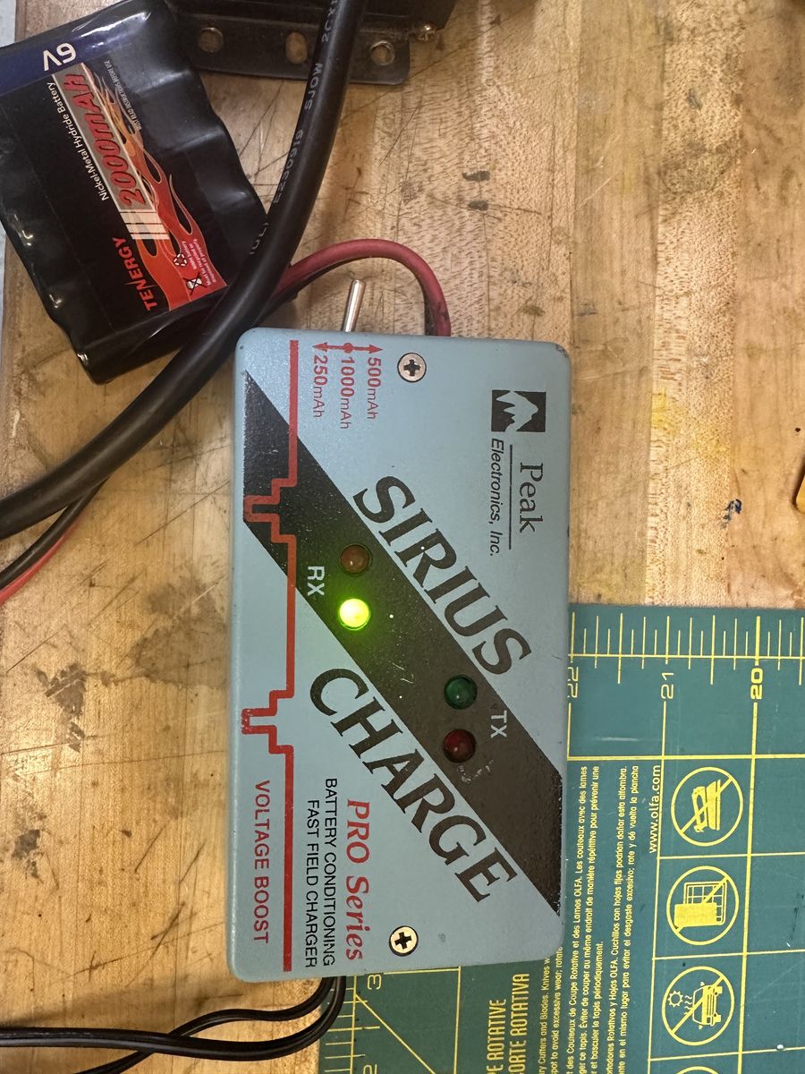 Peak Electronics battery charger with 12V power supply