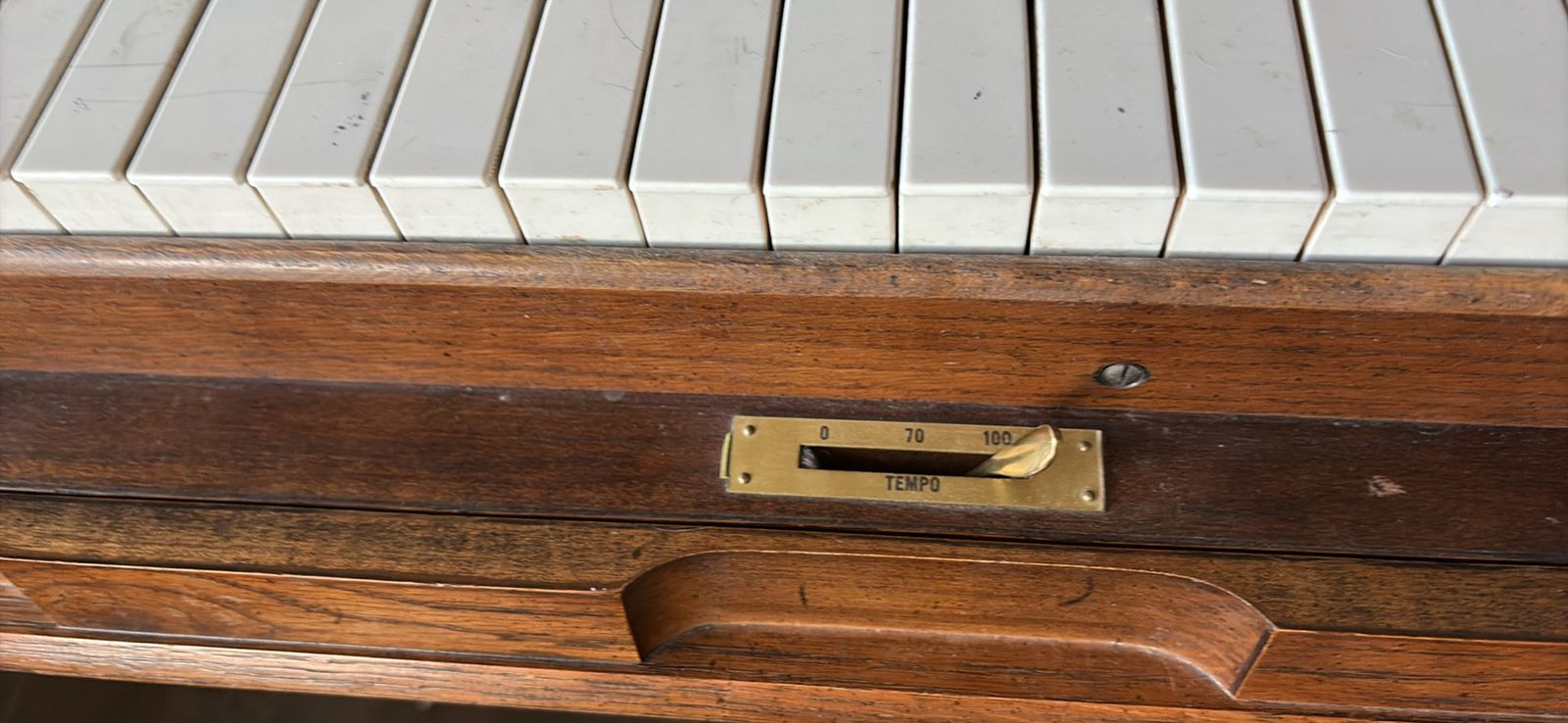 Main image 8