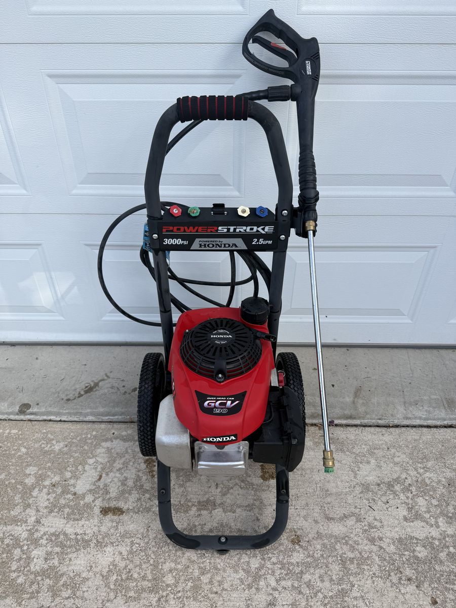 Honda Powerstroke 3000 Psi 2.5 GPM Pressure washer