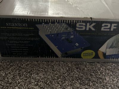 Stanton SK 2F Mixer