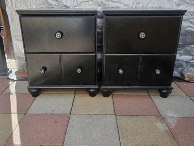 2 Drawer Nightstand Set