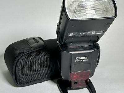 Canon Speedlite 580ex II Flash