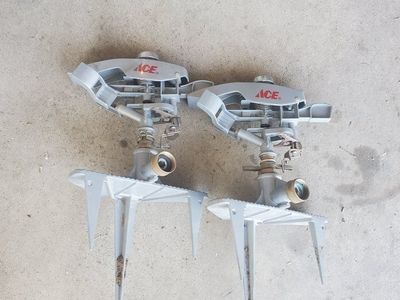2 Ace Metal Spike Base Impact Sprinkler - Covers 8500 sq ft, Heavy Duty
