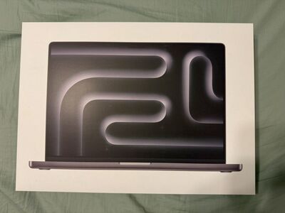 *Sealed* 16 Macbook Pro M4 Max