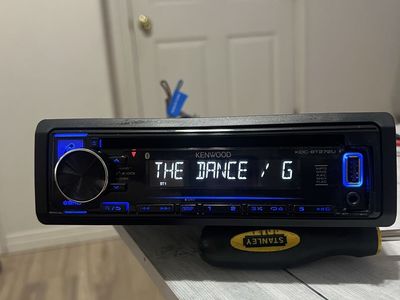 Kenwood Stereo BLUETOOTH FM USB aux