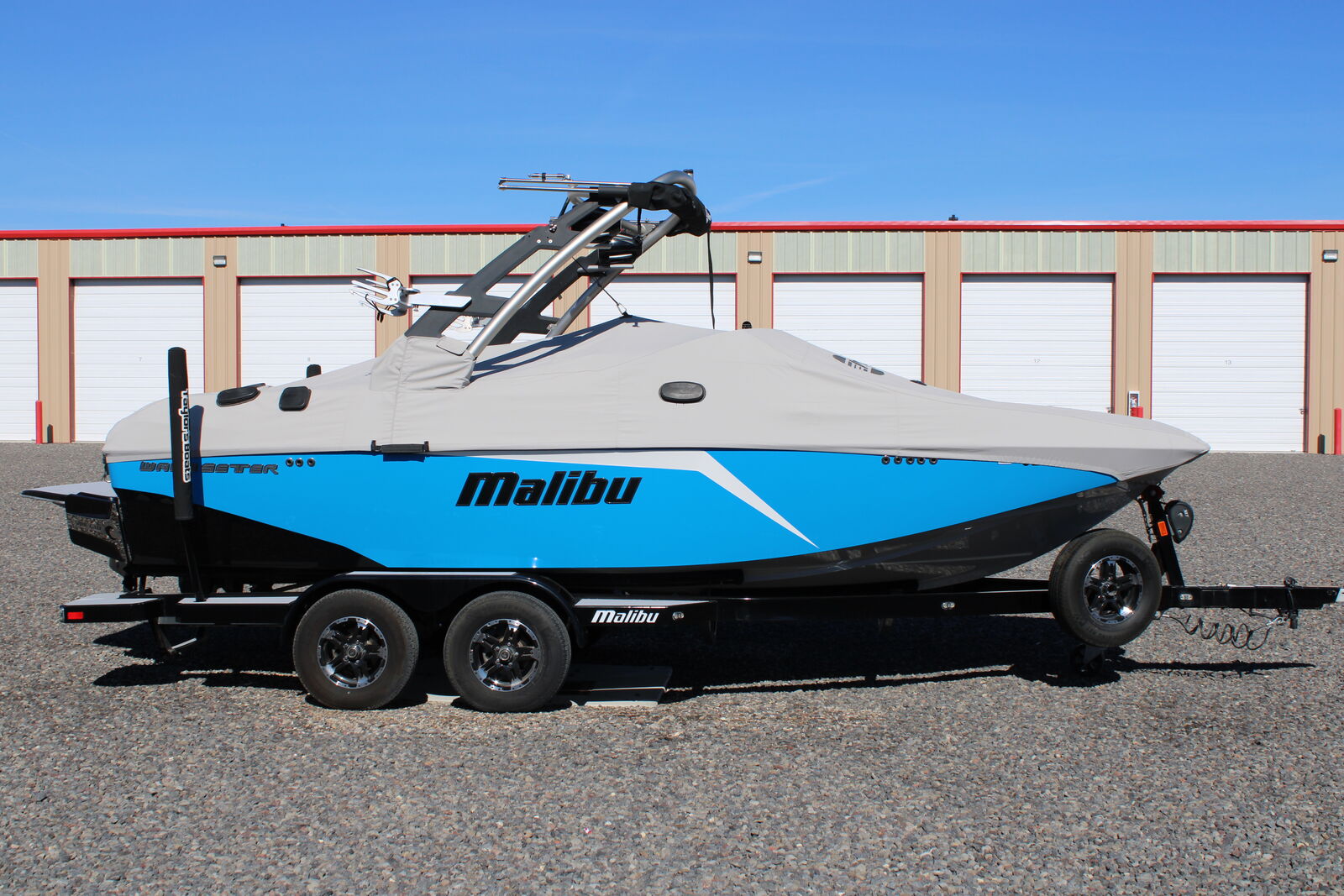 2019 Malibu 21 MLX ( Extremely Clean Low Hours! )