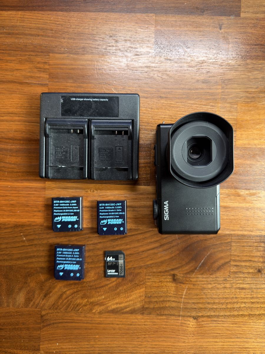 Sigma DP2 Merrill Camera