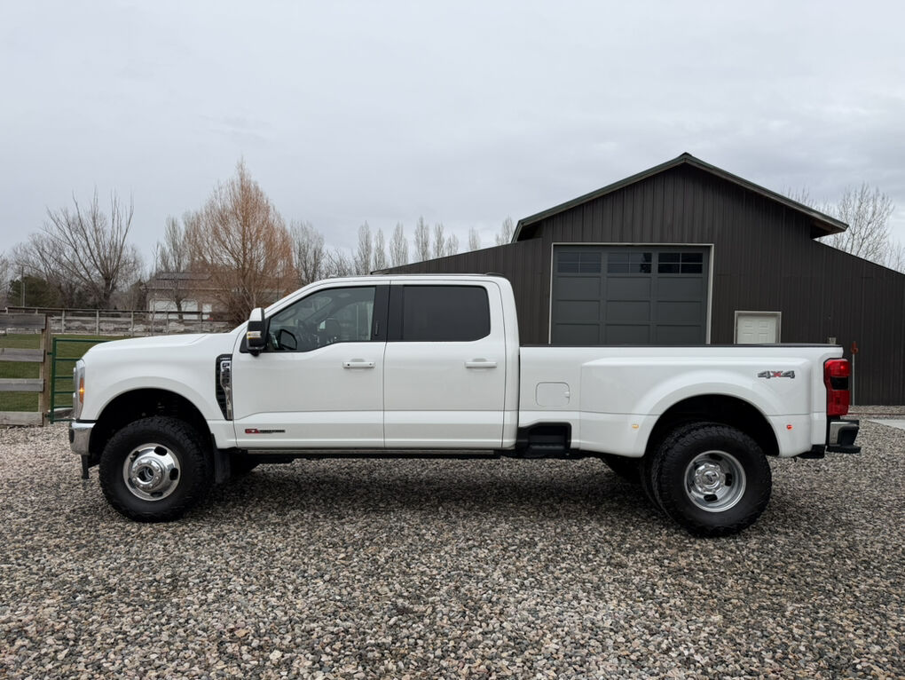 2023 Ford F-350 Super Duty Lariat