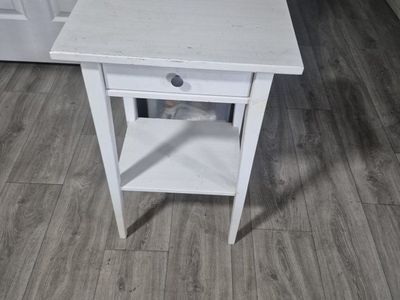 little stand