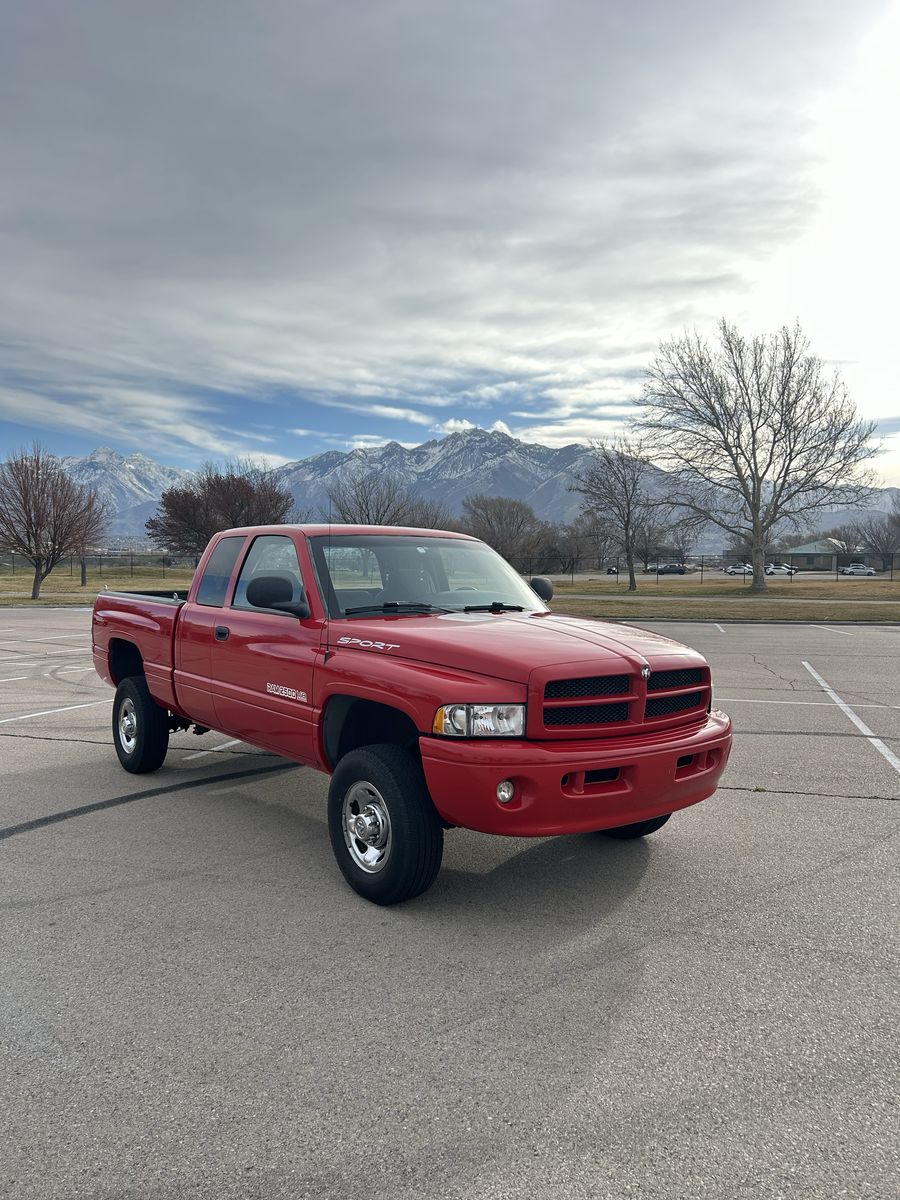 1999 Dodge Ram 2500 SLT
