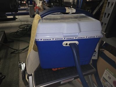DonJoy Iceman Classic Cold Therapy System with Knee Pad for Post-Op Recovery