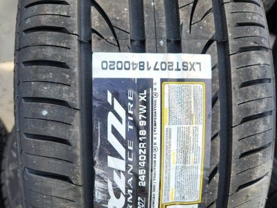 245/40r18 lexani lx uhp-207