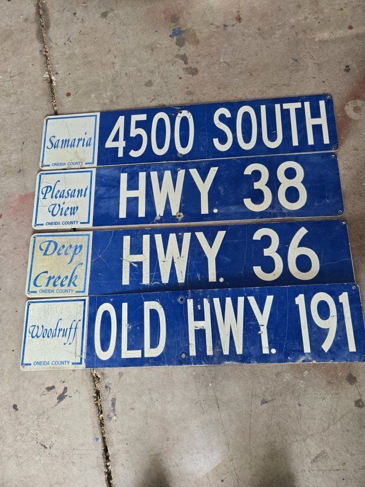 Vintage Idaho Street signs
