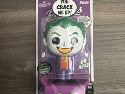 Funko Pop-Up Greetings DC Super Villains The Joker "You Crack Me Up!" Figure