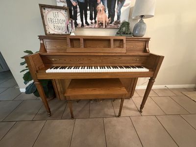 Yamaha Piano