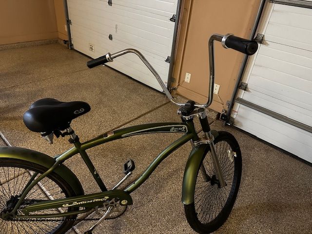 Cruiser Bike- avail in STG