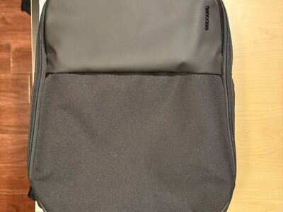 Incase A.R.C. Daypack