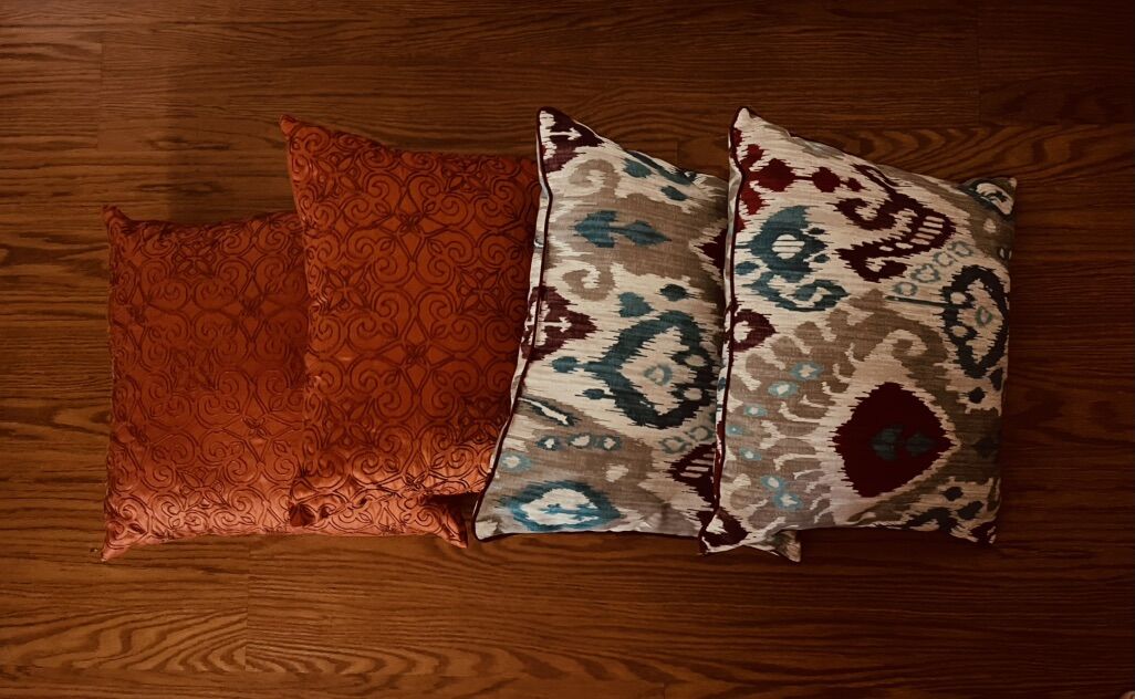 Set Of 4 Home Decor Pillows