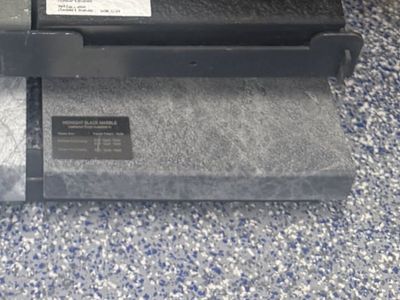Coping de Piedra Caliza Midnight Black con Borde Bullnose 12" x 24" x 1.25" | $30.39 c/u
