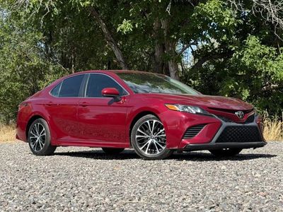 2018 Toyota Camry SE