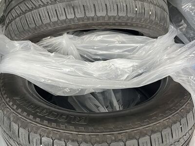 275 55 20 inch Trucker Suv Tires