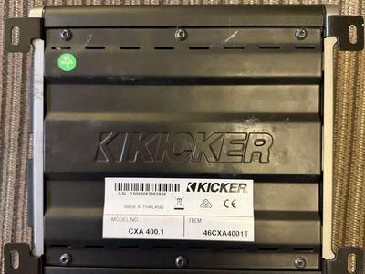 Kicker 400W Amp - CXA 400.1