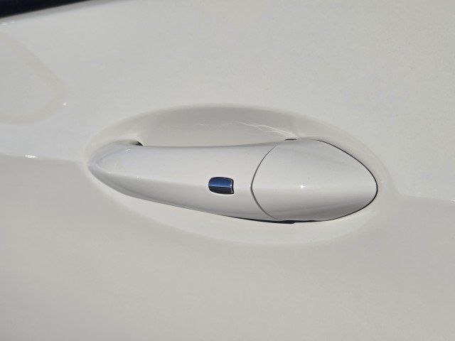 Main image 9