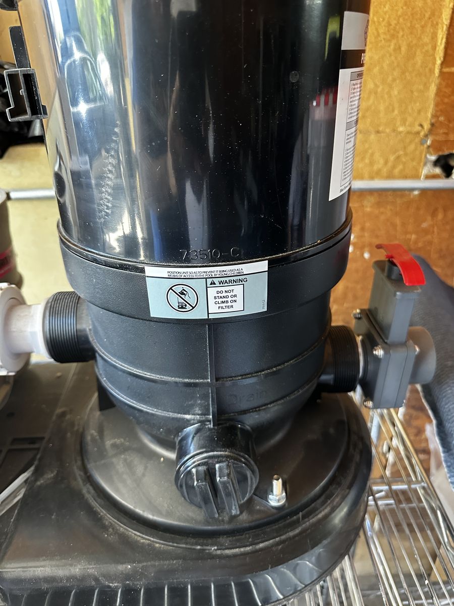 POOL FILTER & PUMP