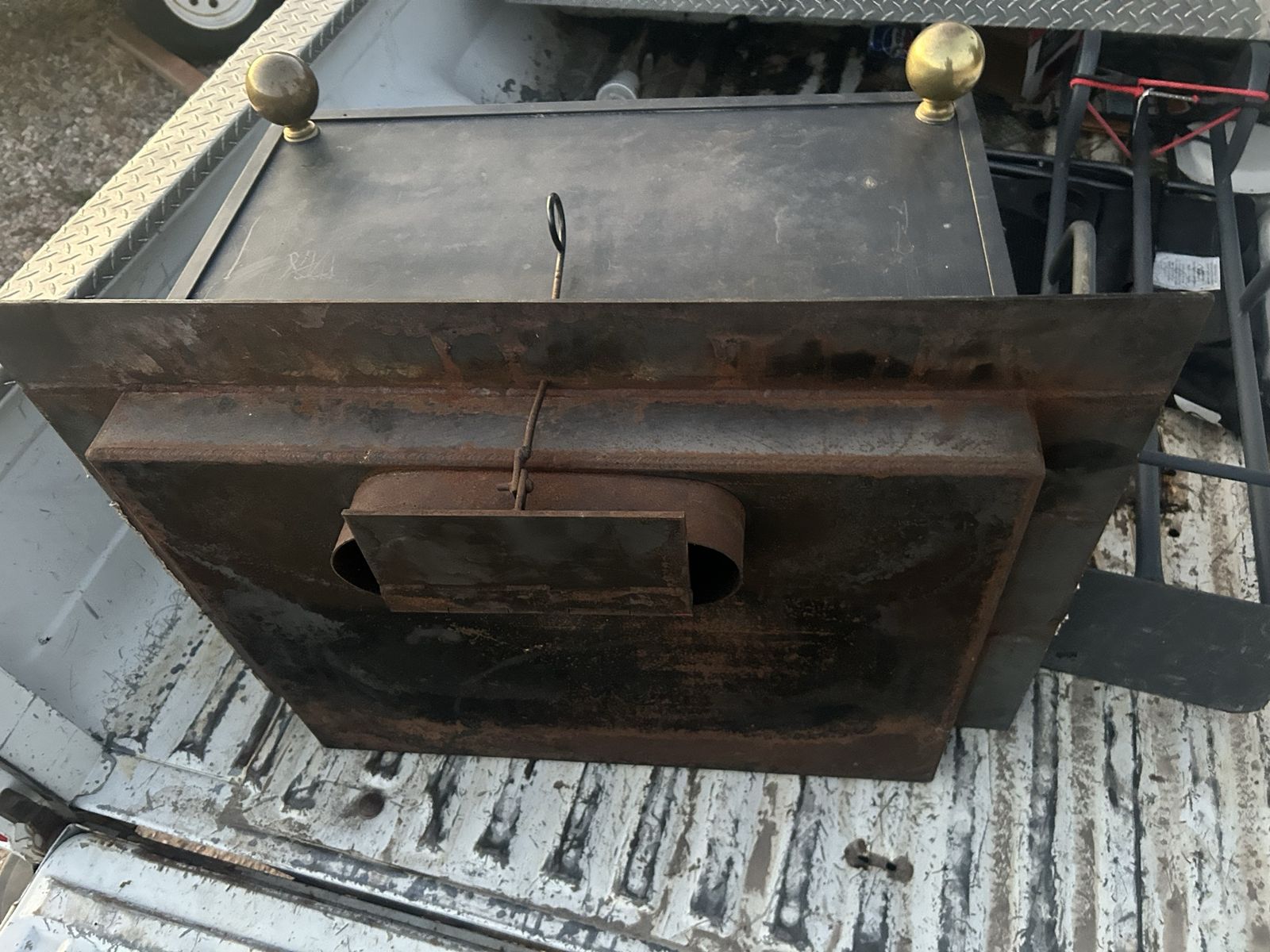 Main image 3