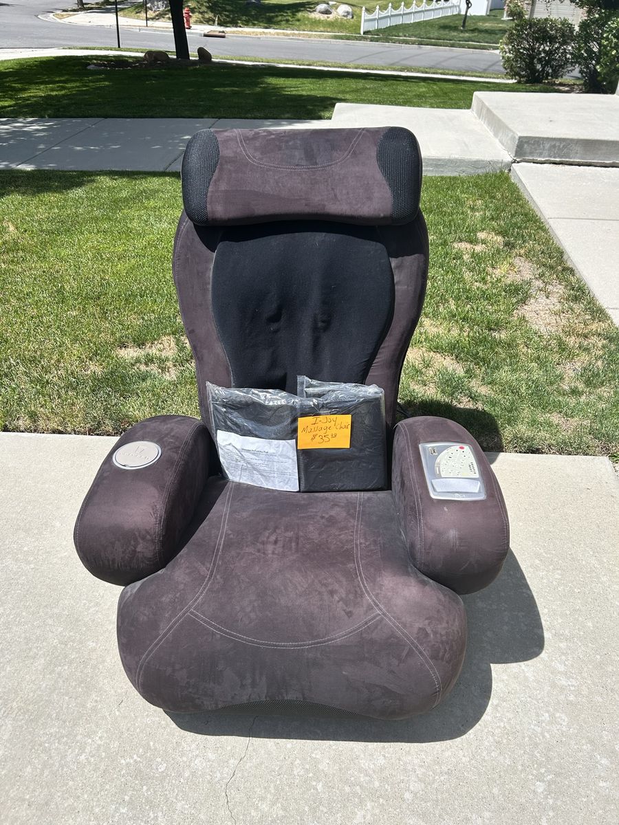 Ijoy Massage Chair
