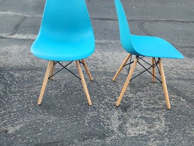 Pair of Mid-Century Modern Style Blue Shell Dinin