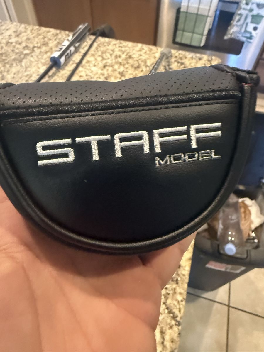 Wilson Staff CS22 zero torque tour putter