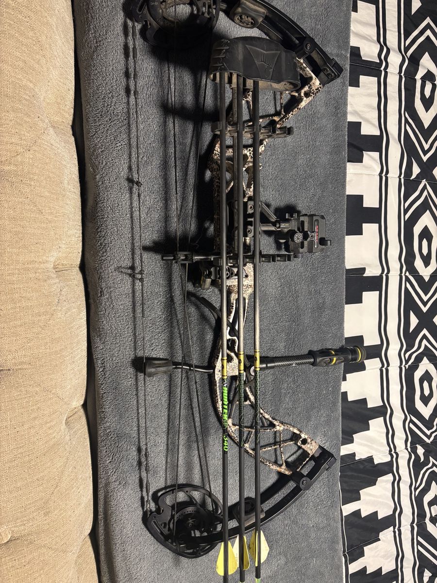 Expedition Bow
