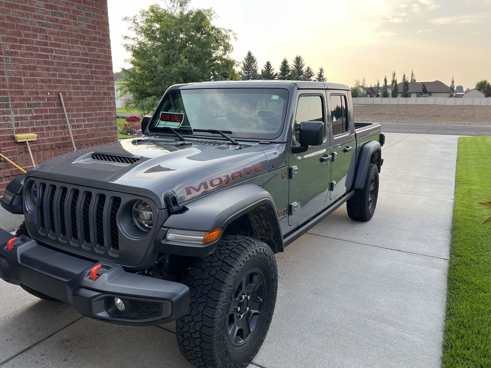 2022 Jeep Gladiator Mojave - Original Owner