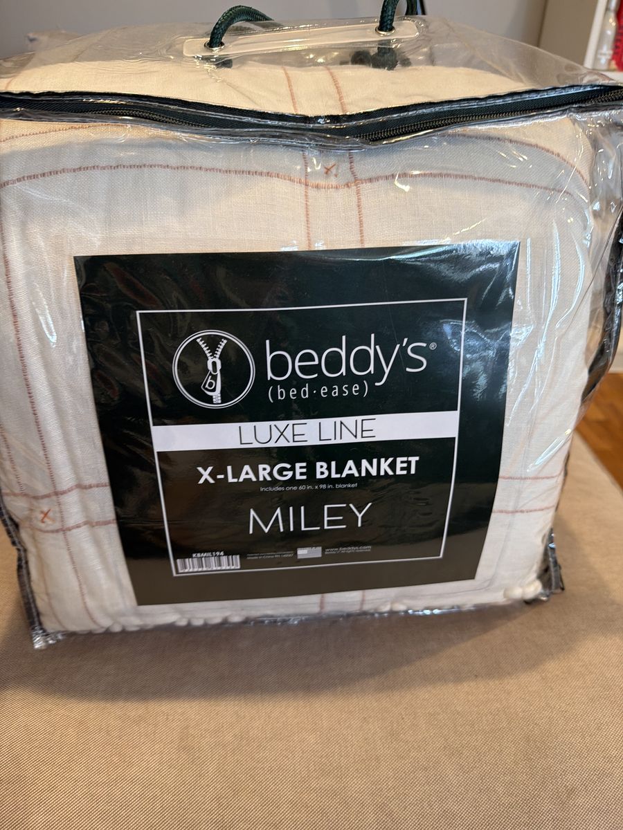 Beddy's X-latge Blanet Miley