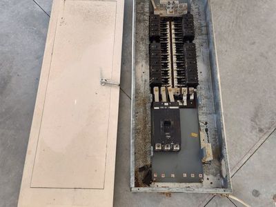 Square D 400 Amp 3 phase circuit breaker panel