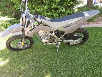 2025 Kawasaki KLX 140R Dirt Bike - Grey/Green, Excellent Condition