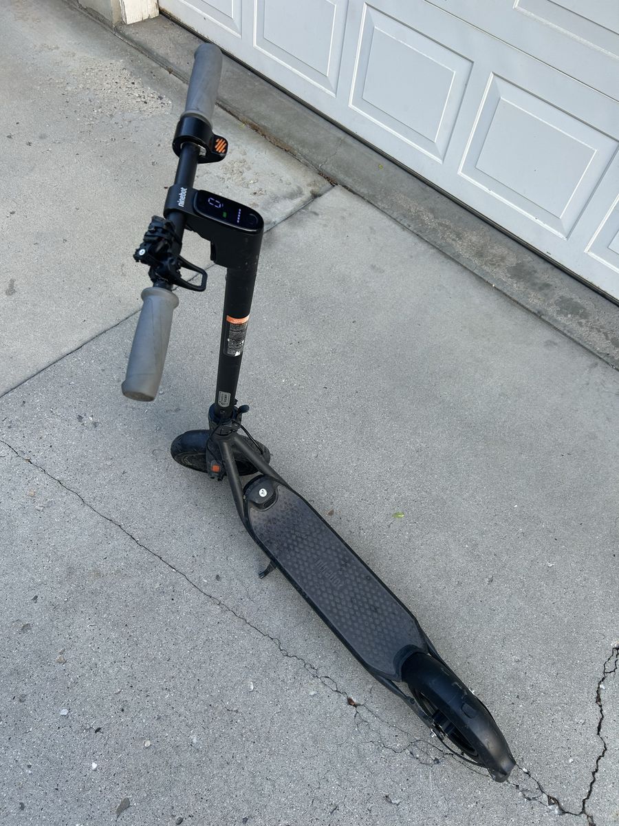 Segway Ninebot F30