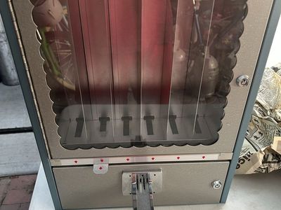 Vintage New Old Stock ARAMCO MFG. 50 cent Coin Operated Novelty Dispensing Vending Machine With Two Keys