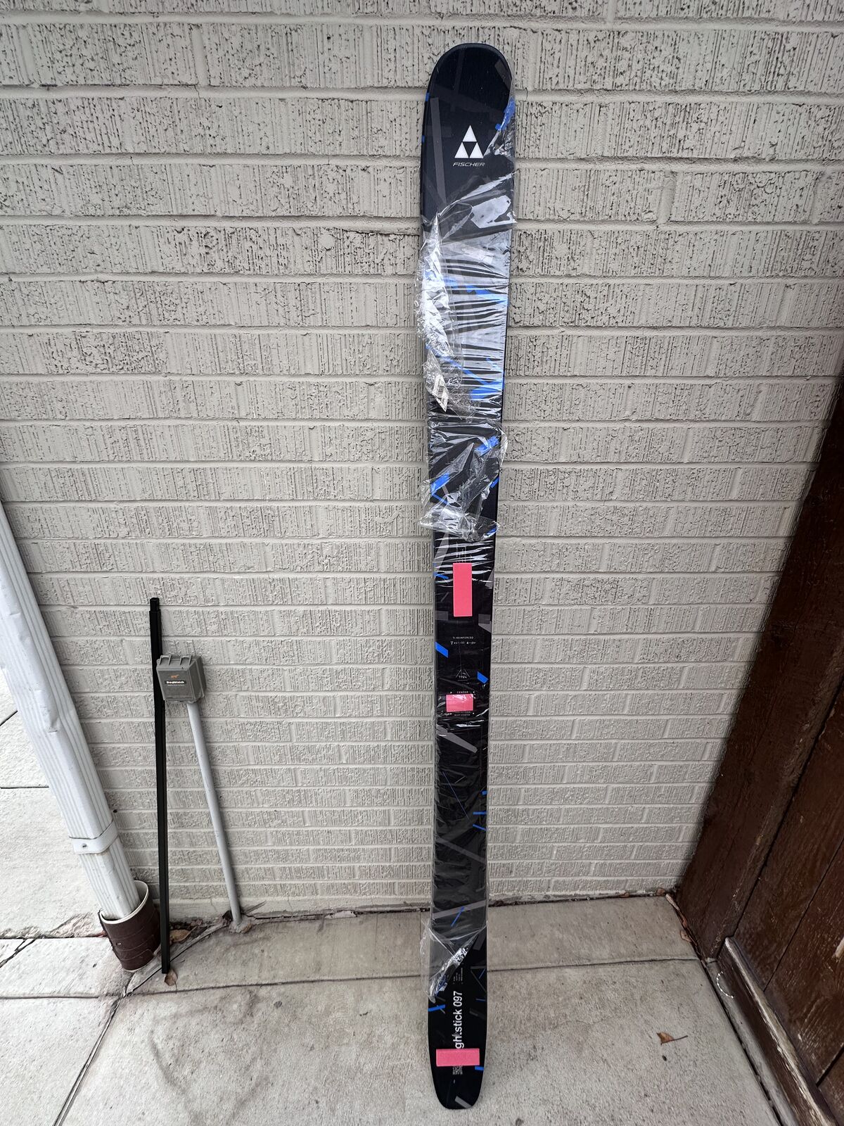 Fischer Nightstick 184 x 97underfoot