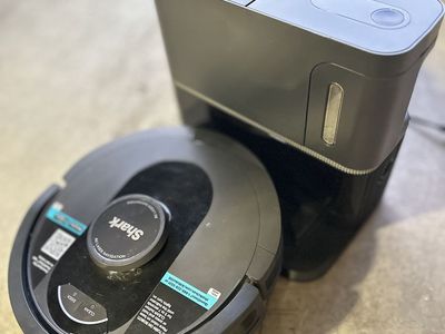Shark vacuum robot cleaner