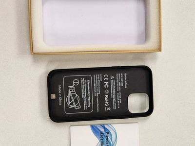 NEW iPhone 11 Pro Smart Battery Case (6800mAh) – Unused in Box