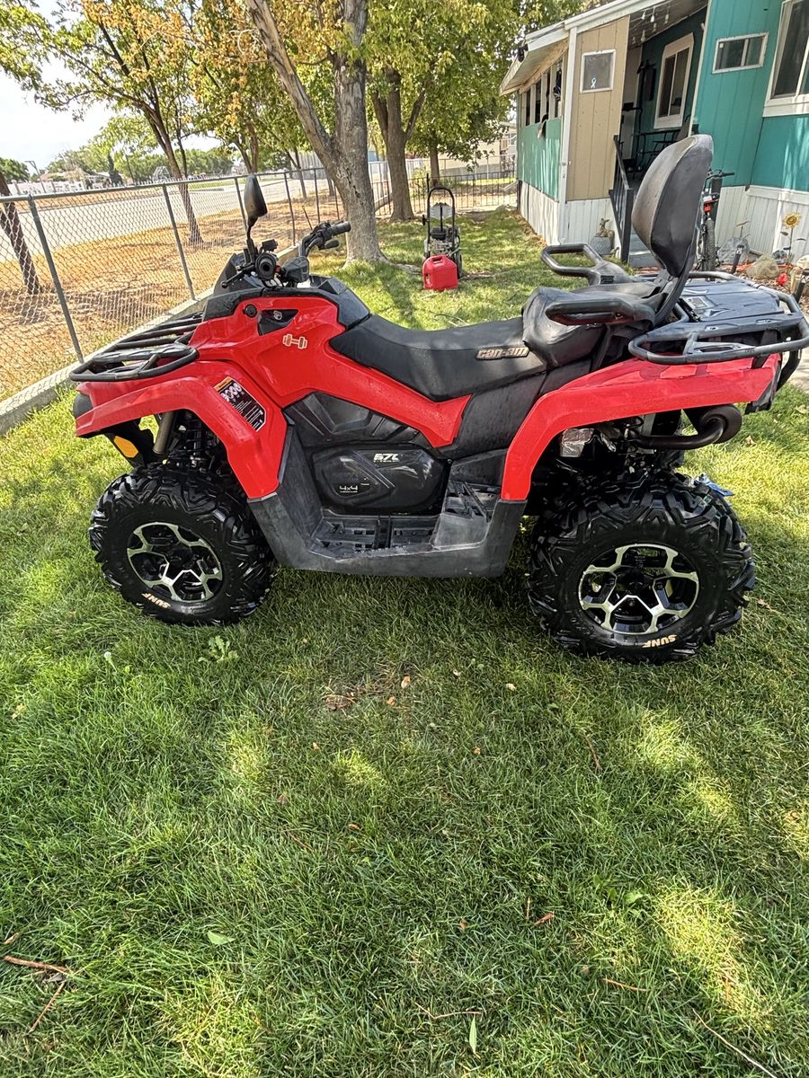 Can-Am Outlander 4x4 ATV Red Used Good Condition year 2020