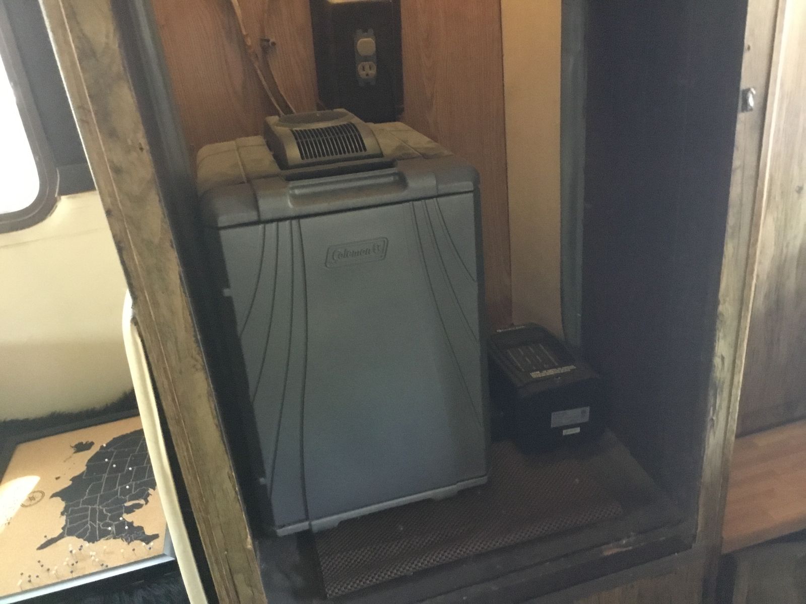 Main image 10